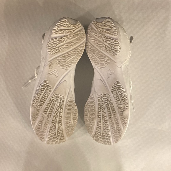 Varsity Aeros Elite size 9 - Picture 5 of 5